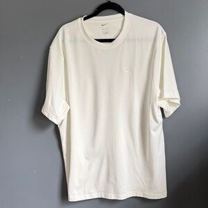 Nike Men's Classic White Tee